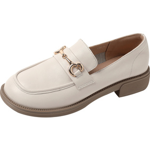 英伦风小皮鞋女乐福鞋2025新款大码女鞋41一43春秋真皮平底单鞋女