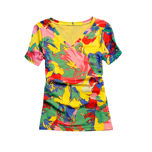 亮色短袖v领t恤女2026夏季新款原创设计体恤修身印花网纱半袖上衣