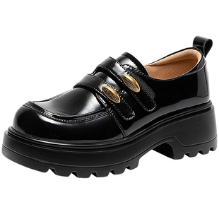 千百度漆皮厚底乐福鞋女2026春季新款增高黑色小皮鞋圆头深口单鞋