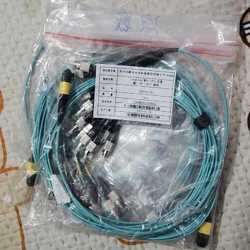 询价-光纤跳线万兆多模12芯连接MPO-FC，25条。为单-可维修