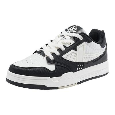 特步男板鞋低帮运动小白鞋
