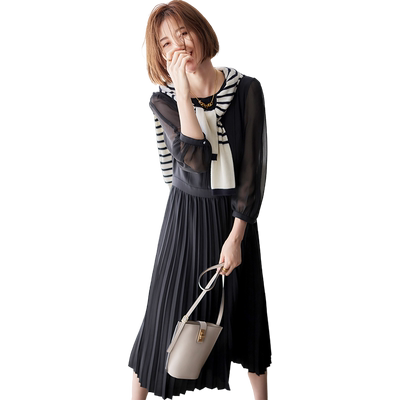 圆领套头七分袖连衣裙商场同款