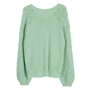 东黎山羊绒 你本珍贵-清荷 女士V领灯笼袖镂空绞花针织套衫20S53