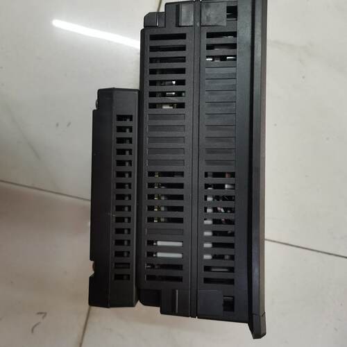 议价可维修触摸屏VT3Q5TVT2V2了功能正常