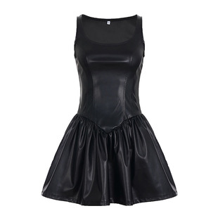 IAEY欧美风简约复古黑色方领PU背心连衣裙收腰显瘦皮革无袖A字裙