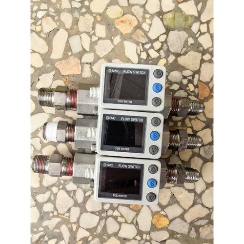 〔议价-可维修〕原装正品SMC流量开关PF3W720-03-A-M 拆机件