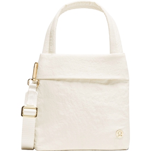 On My Level 女士小款手袋丨lululemon丨LW9FNDS