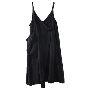 2024秋冬季新款文艺灯芯绒宽松加大码不规则大摆背带长连衣裙袍子