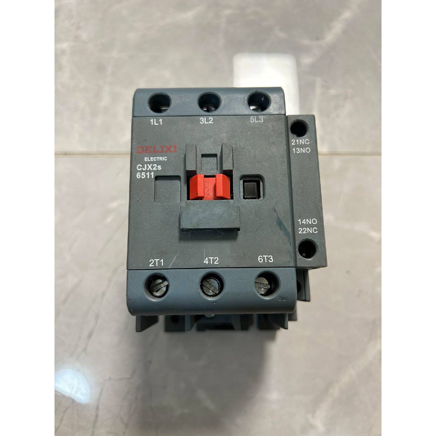 在线议价德力西CJX2s-6511交流接触器，三相80A，线圈电压2