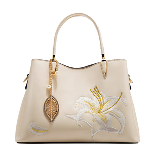 新年礼物送妈妈生日实用适合给母亲婆婆过年的高级感手提包包礼盒