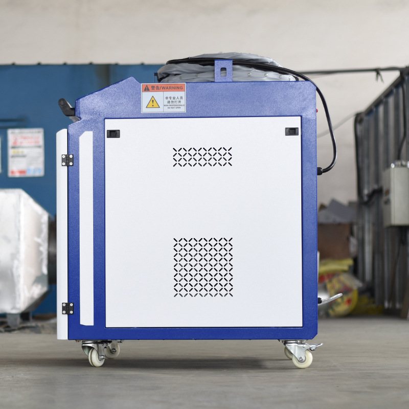 手持激光除锈机3000w连续光纤激光清洗机可移动 除氧化皮锈船舶锈