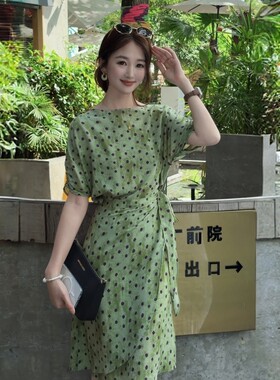 禾叙2026新款夏季显瘦法式浪漫简约通勤出游度假穿搭连衣裙
