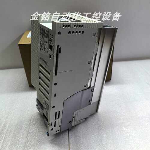 议价E82EV302-4C240 E82EV302-4B E82EV302-4C040 伦茨变频器现货