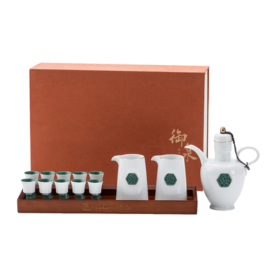 德化白瓷2025年新款高档轻奢精致高级感家用的陶瓷白酒杯酒具套装