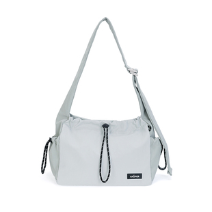 VAOPER喂牌大容量单肩斜挎包女轻便收纳运动健身包学生休闲通勤包