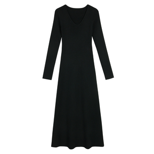 ousph【现货6折】黑色毛织长袖修身连衣裙女V领气质针织收腰长裙