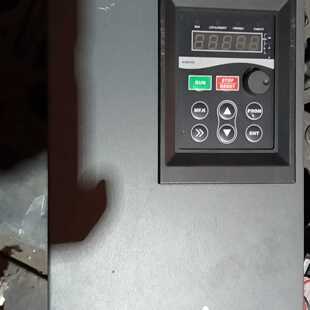 溢价-三晶变频器VM1000-4T011GB/15PB重载11KW