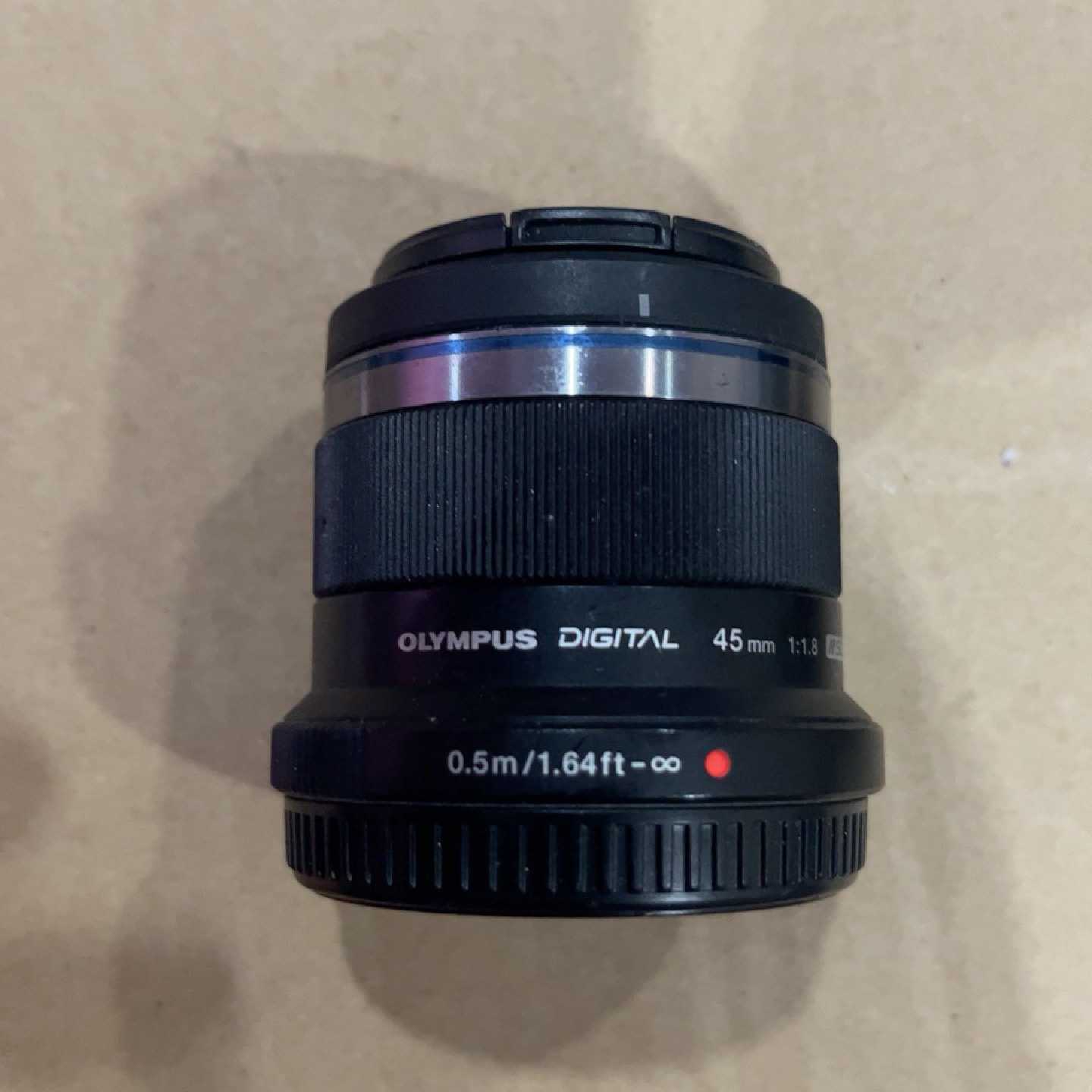 奥林巴斯 45mm 1:1.8MSC 定焦大光圈镜头,等效9