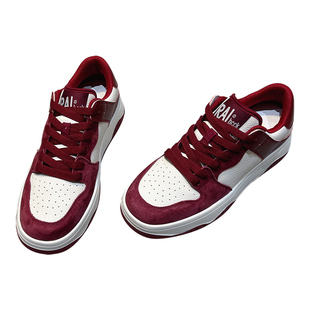 真皮板鞋女2025新款春秋百搭酒红色系带厚底透气轻便休闲运动鞋女