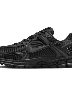 Nike男子跑步鞋缓震气垫