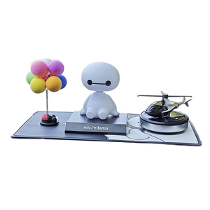 大白车载香水汽车香薰车内除异味持久淡香氛太阳能飞机摆件装饰男