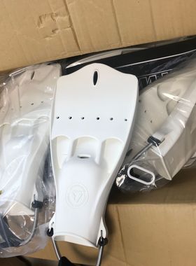 台湾AQUATEC 潜水喷射潜水蛙鞋 不锈钢 可调弹簧中性浮力脚蹼