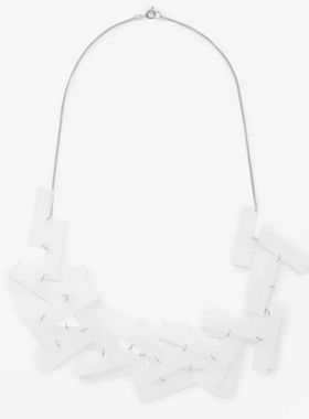 白色树脂几何多层走秀项链