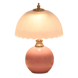 奶油风台灯主卧室床头灯高级感轻奢2025新儿童女孩结婚长明灯摆件