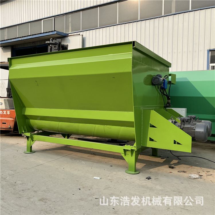 养牛场卧式大型搅草机tmr双绞龙粉草拌料机青储料称重均匀混草机