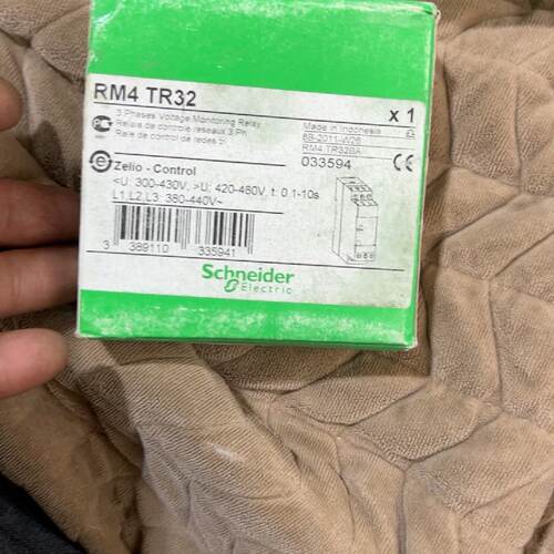 【请询价】RM4 TR32控制继电器