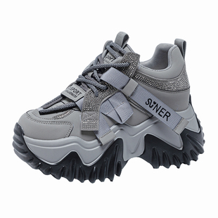 超火新款带钻厚底内增高老爹鞋女款小个子2026早春女式灰色休闲鞋