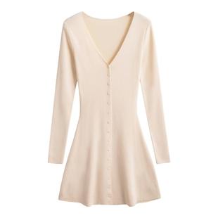 针织连衣裙女秋冬修身收腰绝美长袖v领辣妹短款小妈打底a字内搭裙