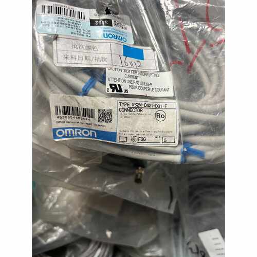 议价欧姆龙连接线XS2WD421D81F全新库存议维修