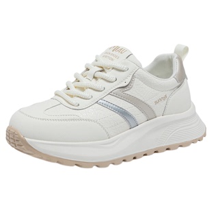 时尚真皮轻便大码休闲鞋女41到43显脚小学生运动鞋秋季小白鞋女鞋