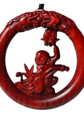 小叶紫檀猴子挂件红木猴吊坠生肖猴属猴项链木质猴牌无事牌男女