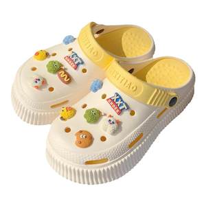 细细条细细条 少女心可爱卡通洞洞鞋女夏季踩屎感松糕厚底包头凉拖鞋ins