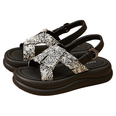 达芙妮厚底增高软底露趾夏季凉鞋