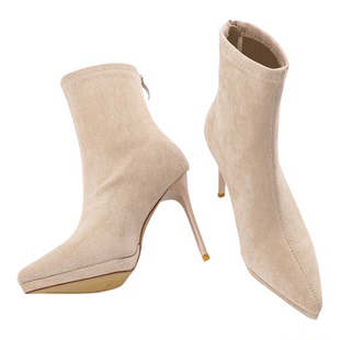 高跟短靴女款法式尖头瘦瘦靴小个子高级感杏色绒面细跟防水台女靴