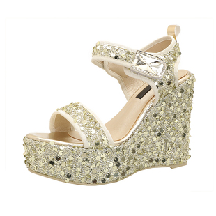 坡跟一字带凉鞋女夏季新款时尚矮个子亮片12厘米松糕超高跟婚纱鞋