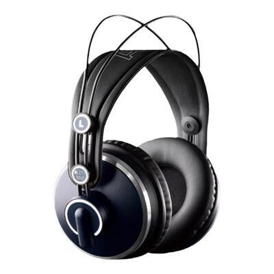 AKG/K271头戴式耳机监听音乐