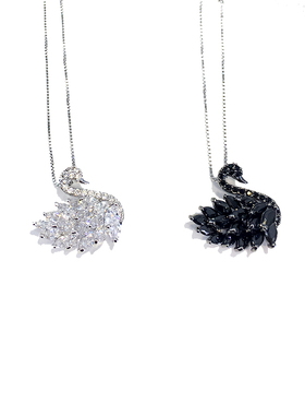 小黑天鹅项链女短款锁骨链水晶锆石吊坠脖子饰品网红百搭气质鸭子
