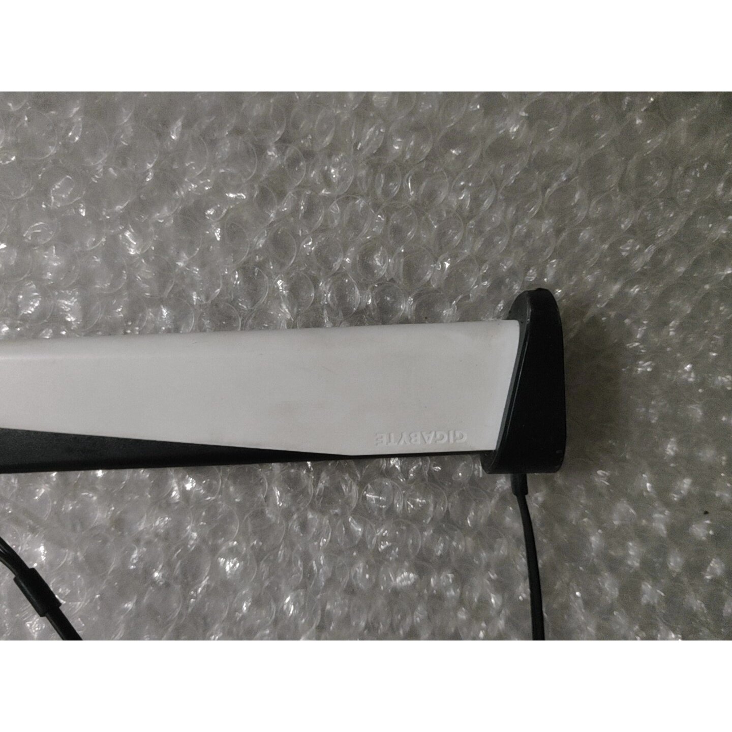 【维修议价】技嘉主板WiFi天线带磁吸底座双头螺纹接口线长约8议图片