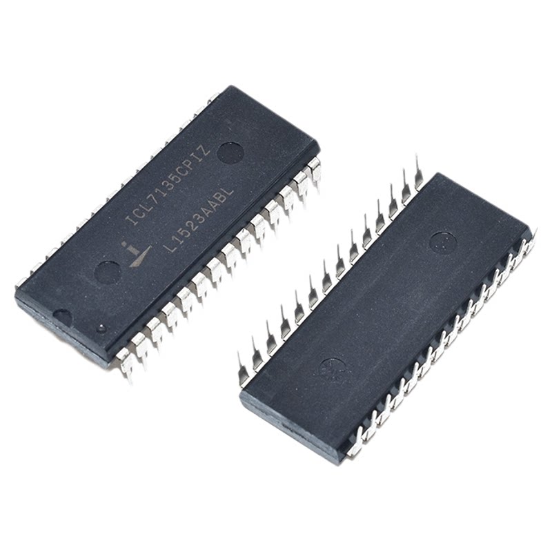 全新国产 ICL7135 ICL7135CPIZ 插件 DIP-28 模拟数字转换器芯片 - 白底图
