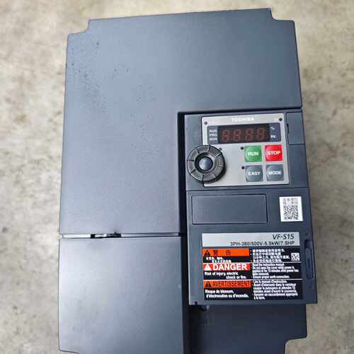 东芝变频器VFS15-4055PL-CH，5.5KW 380