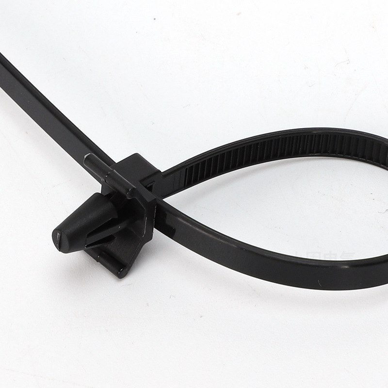 新款直销1126-00168飞机头插销式扎带5*200mm X07汽车钣金孔扎带