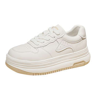 达芙妮小白鞋女2026新款春季厚底增高板鞋百搭白色鞋子女款运动鞋