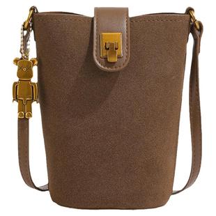 时尚高级感包包女2025新款秋冬小众复古水桶包通勤休闲百搭斜挎包