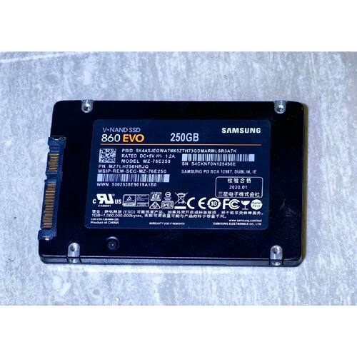 几乎全新三星860 EVO 250G固态硬盘，型号MZ-76议价