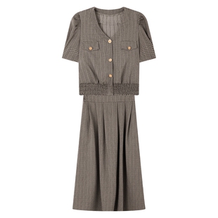 白鹿语法式时尚复古套装2025夏季款泡泡袖短外套通勤半身裙2件套