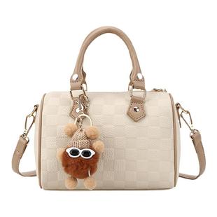 香港代购包包女2025新款潮女士手提包妈妈波士顿枕头包斜挎包女包